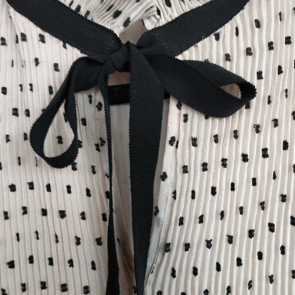 Max Studio pale cream pleaded blouse - Picture 7 of 10